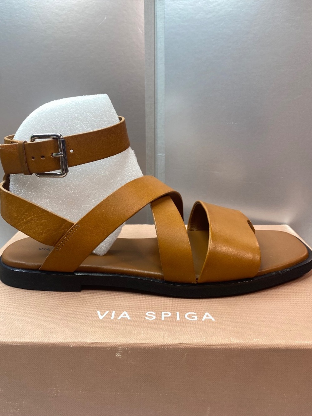 Via Spiga V-Anta Tan Leather Women's Sandals Size 9 NIB